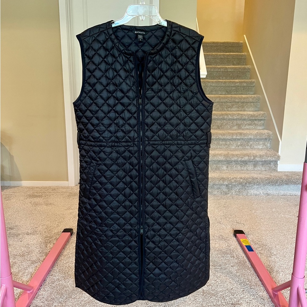 Athleta long puffer vest
